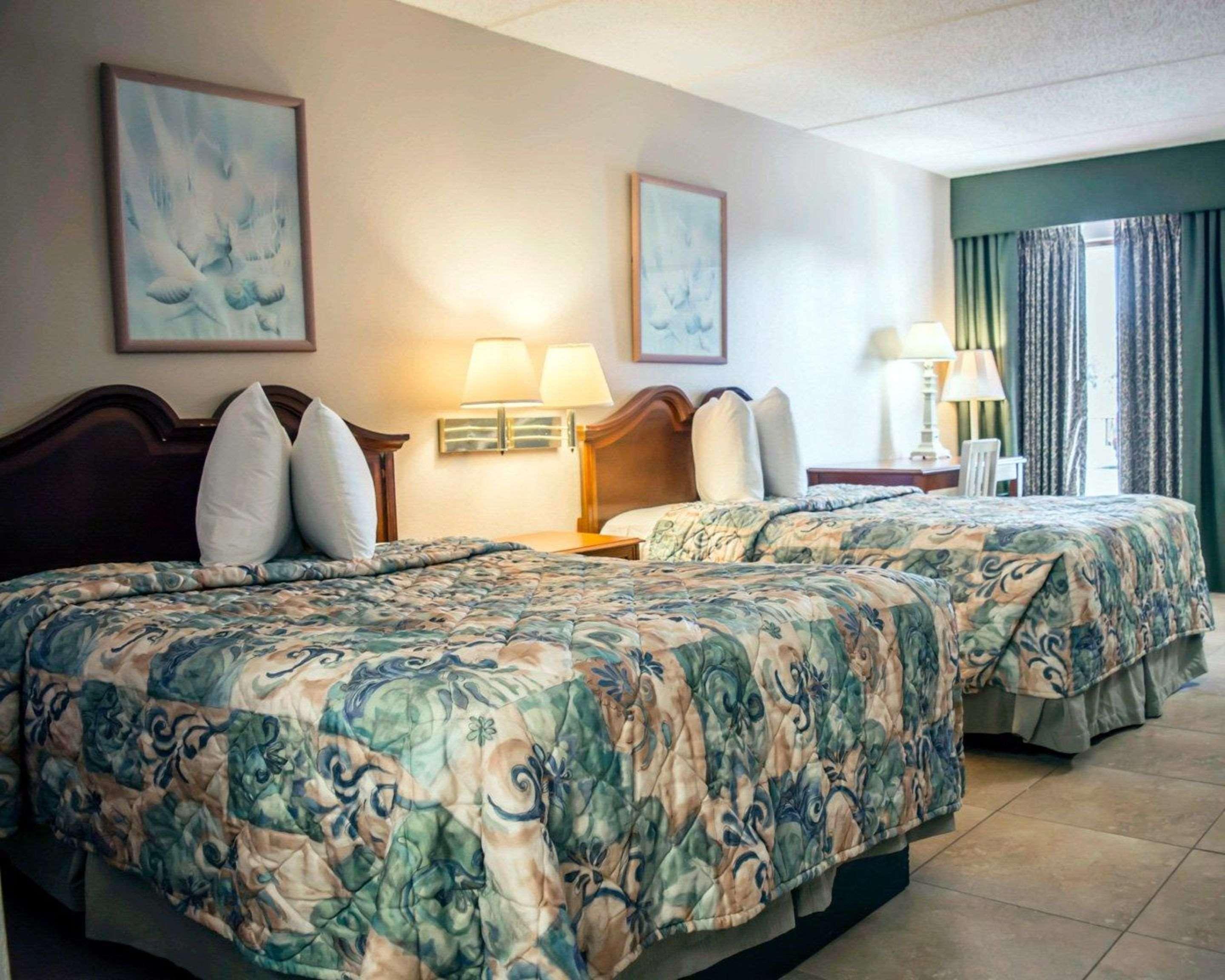 Rodeway Inn Clearwater-Dunedin Buitenkant foto