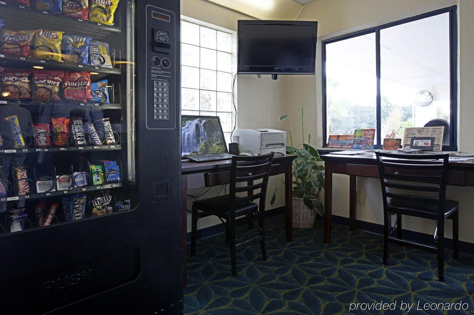 Rodeway Inn Clearwater-Dunedin Buitenkant foto