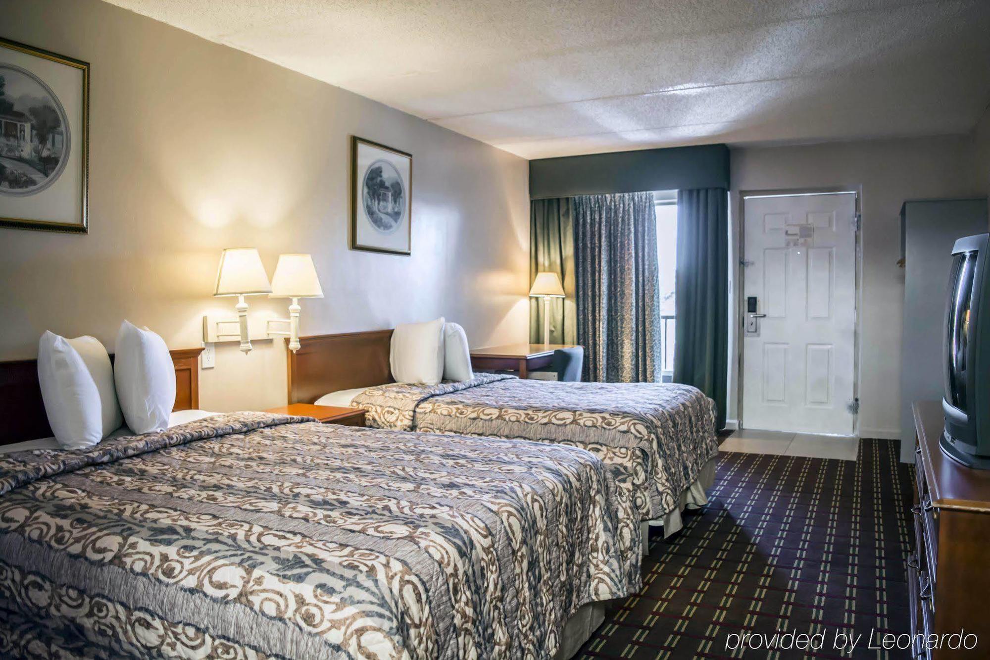 Rodeway Inn Clearwater-Dunedin Buitenkant foto
