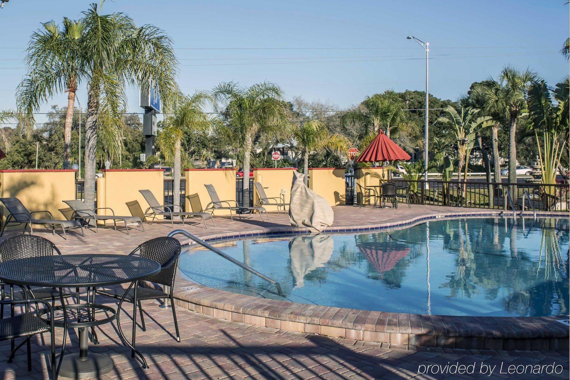 Rodeway Inn Clearwater-Dunedin Buitenkant foto